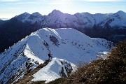 77 In primo piano l'Arete, da sfondo la costiera Secco-Pegherolo-Cavallo